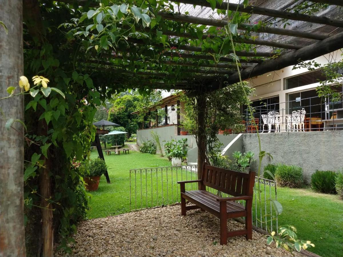 Hotel Santiago Lindoia ภายนอก รูปภาพ