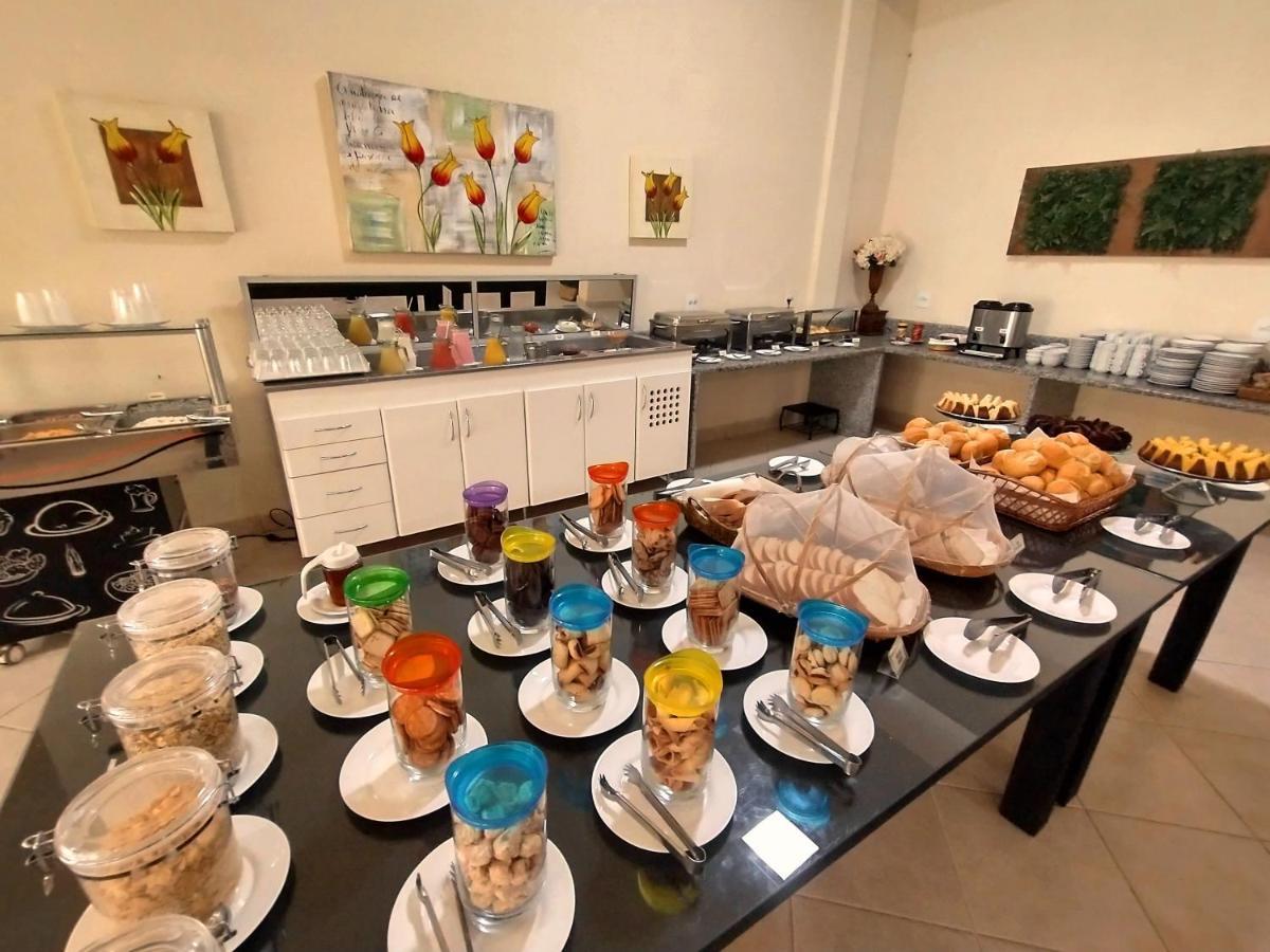 Hotel Santiago Lindoia ภายนอก รูปภาพ