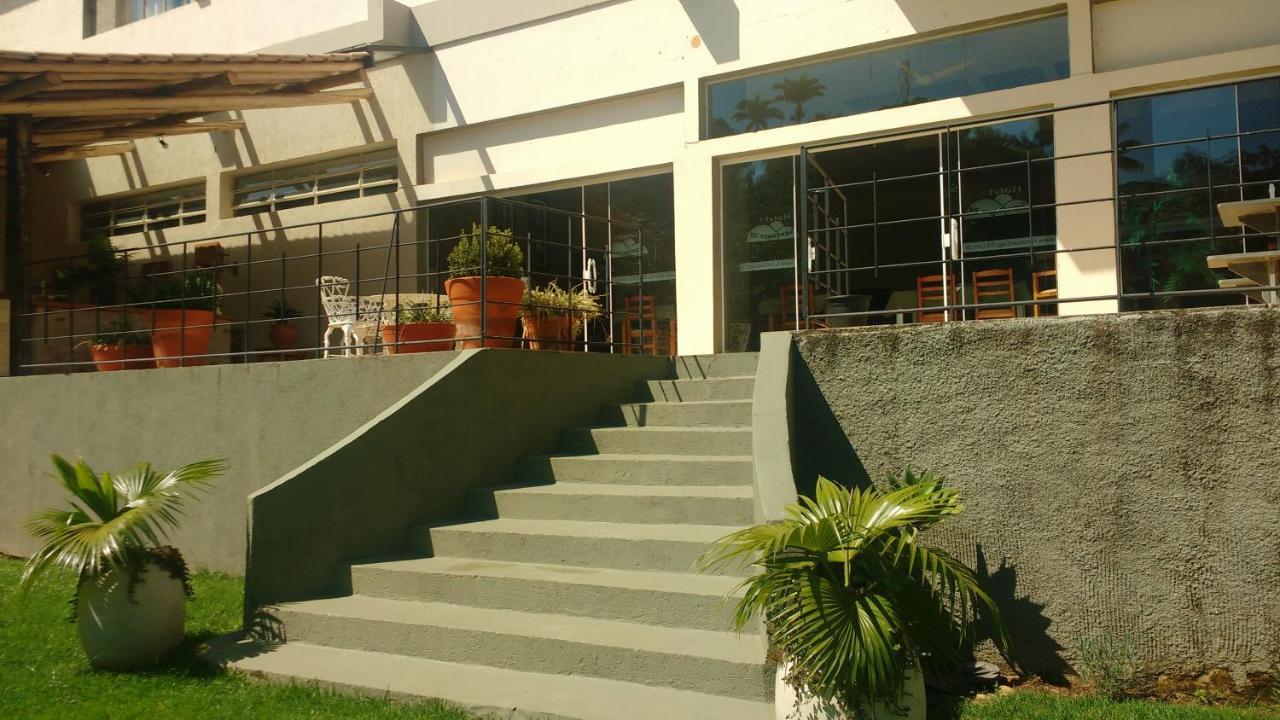 Hotel Santiago Lindoia ภายนอก รูปภาพ