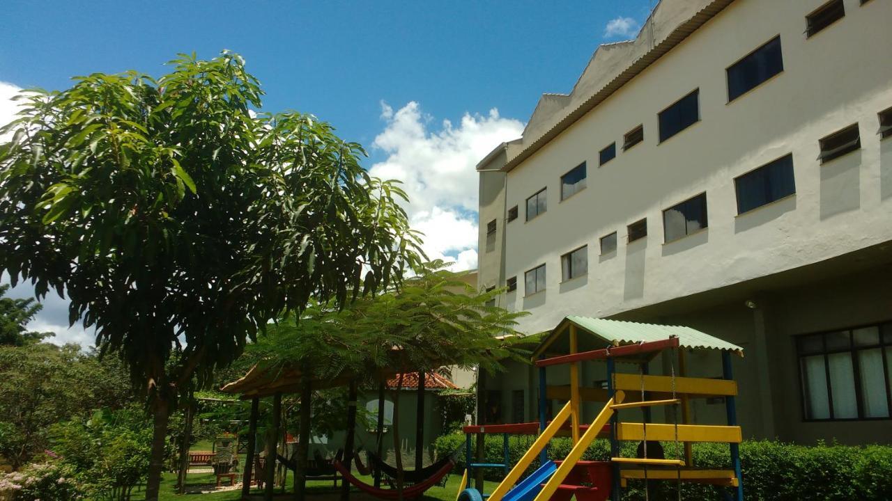 Hotel Santiago Lindoia ภายนอก รูปภาพ