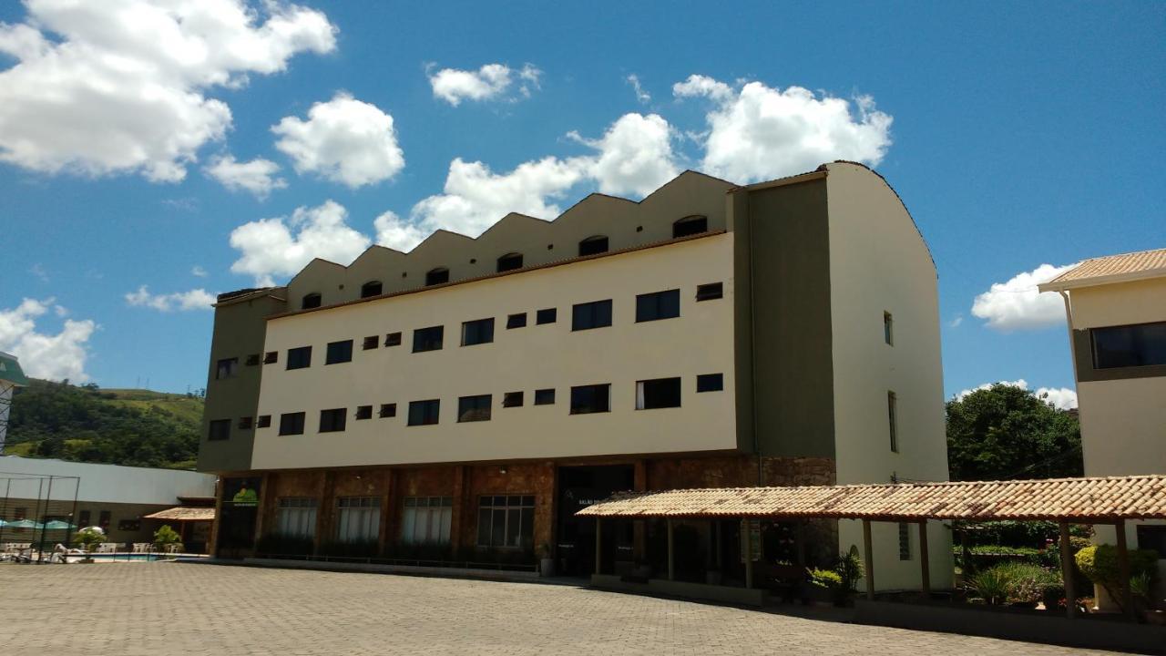 Hotel Santiago Lindoia ภายนอก รูปภาพ